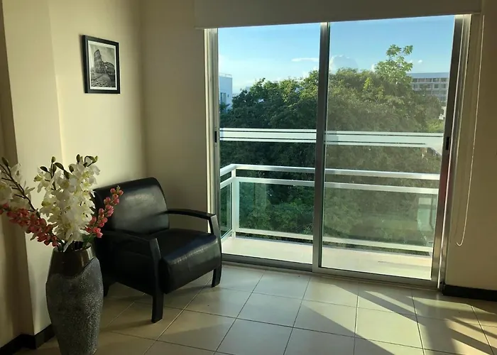 San Pedro Hotel, 5ta Avenida 3*