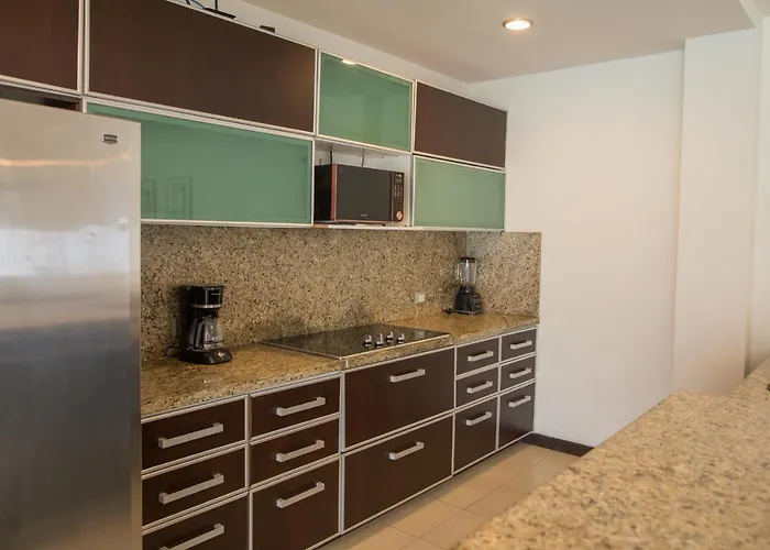 San Pedro Hotel, 5ta Avenida 3*